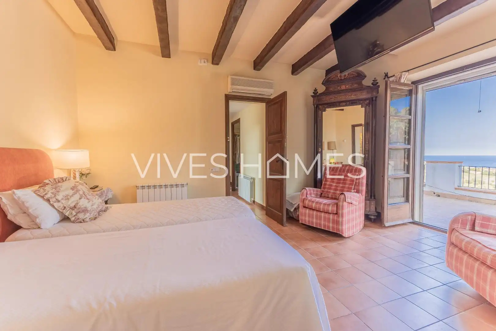 Habitación de Casa o chalet en venta en Mataró con Aire acondicionado, Calefacción y Jardín privado