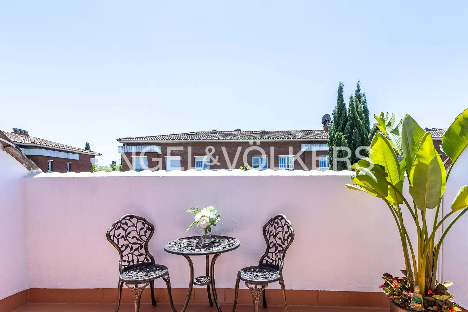 Terrassa de Casa o xalet en venda en Sant Cugat del Vallès amb Aire condicionat, Calefacció i Jardí privat