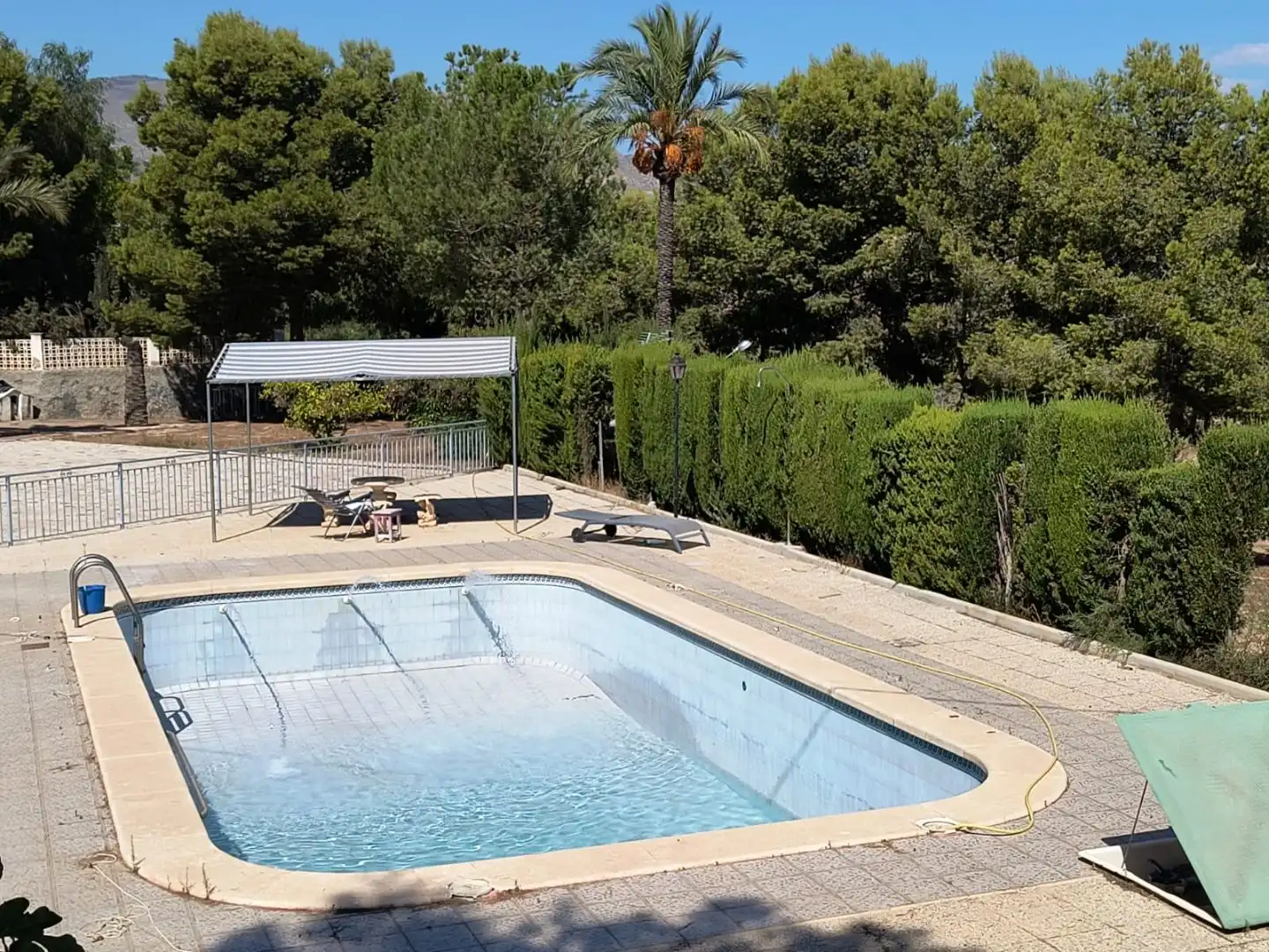 Piscina de Casa o xalet en venda en Crevillent amb Aire condicionat, Terrassa i Piscina