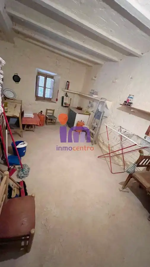 Casa o xalet en venda en Alcubillas amb Traster