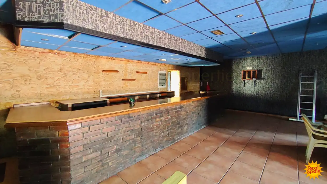 Local en venta en María con Terraza