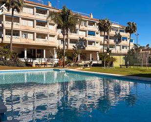 Vista exterior de Àtic en venda en Torremolinos amb Aire condicionat, Terrassa i Balcó