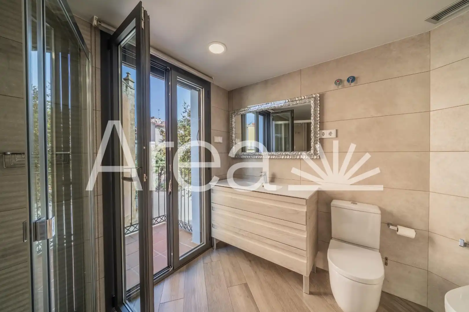 Baño de Ático en venta en Arenys de Mar con Aire acondicionado, Calefacción y Terraza
