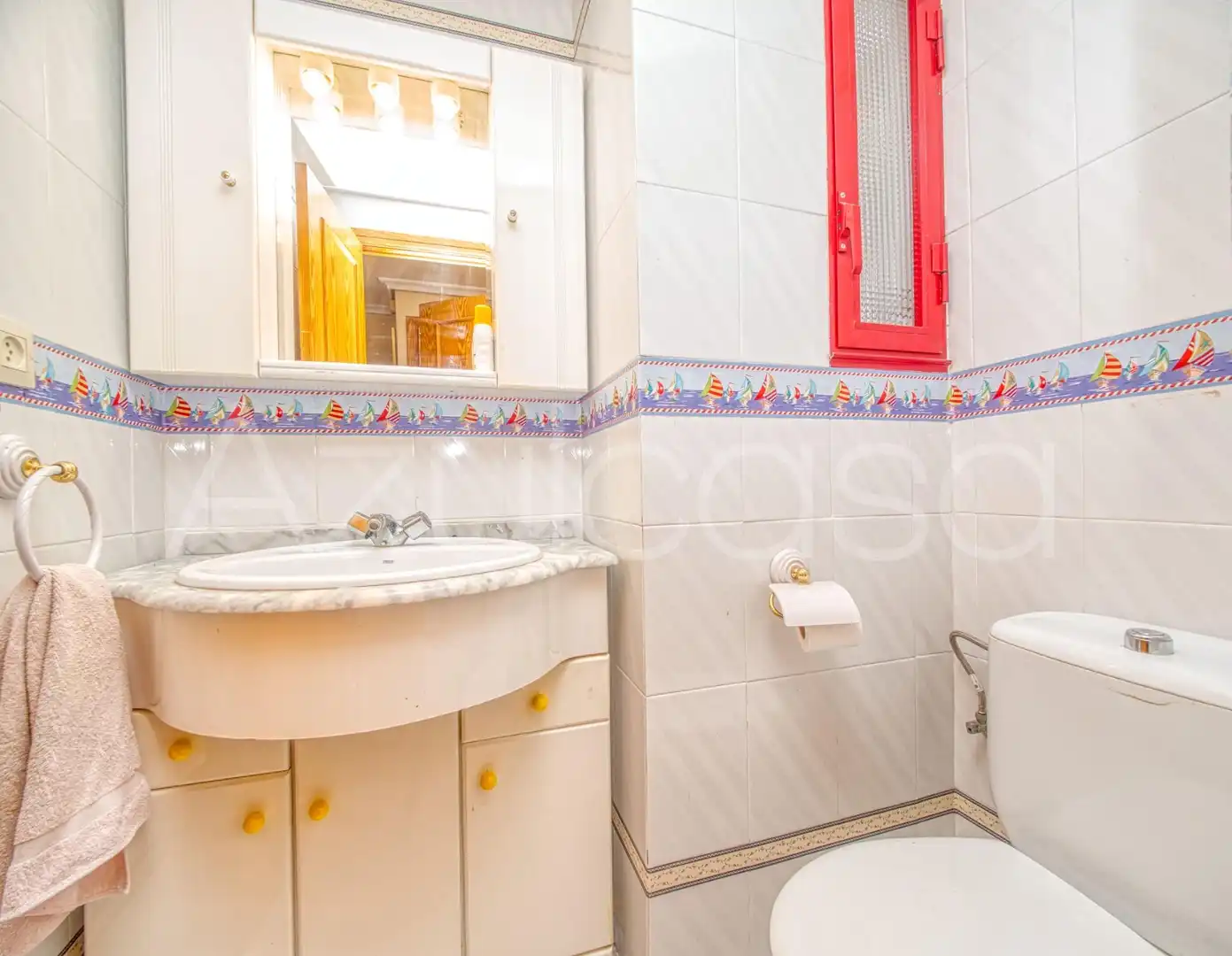 Badezimmer von Maisonette zum Verkauf in El Campello mit Klimaanlage, Abstellraum und Gemeinschaftspool