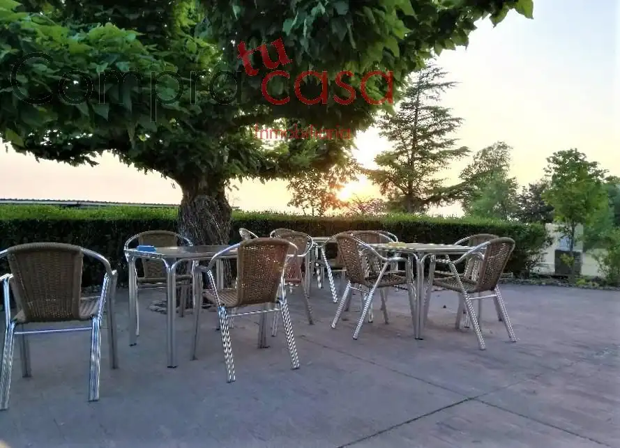Terraza de Local en venta en Honrubia de la Cuesta con Amueblado