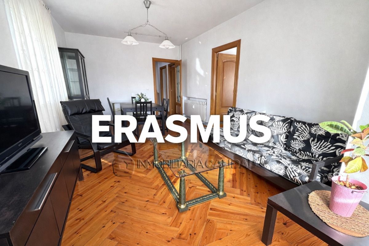 Living room of Flat to rent in Burgos Capital  with Heating