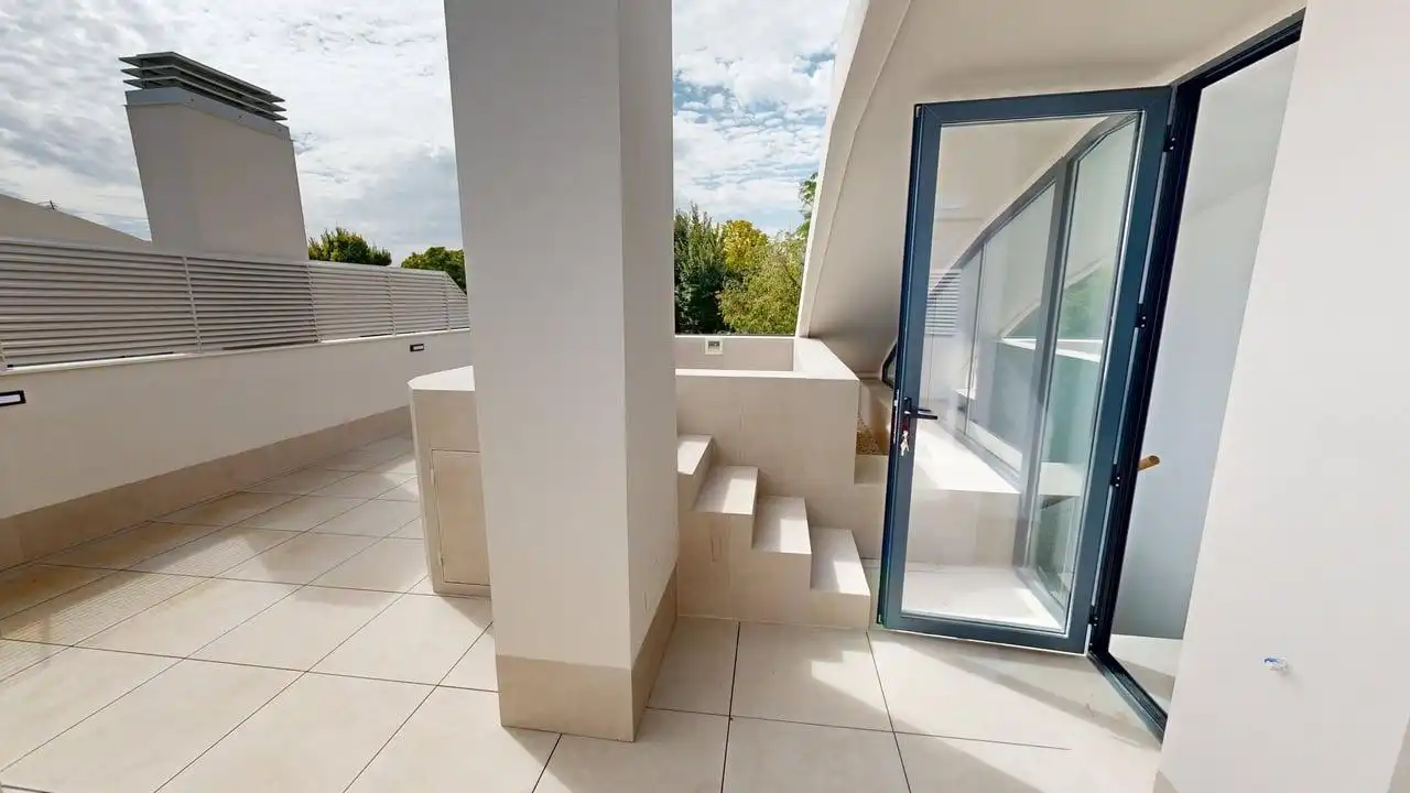 Duplex con piscina in vendita a Alameda de Adolfo Suárez, imagen 4