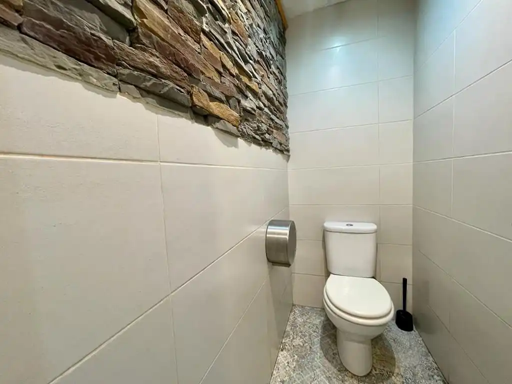 Local comercial en traspàs a Molins de Rei, imagen 40