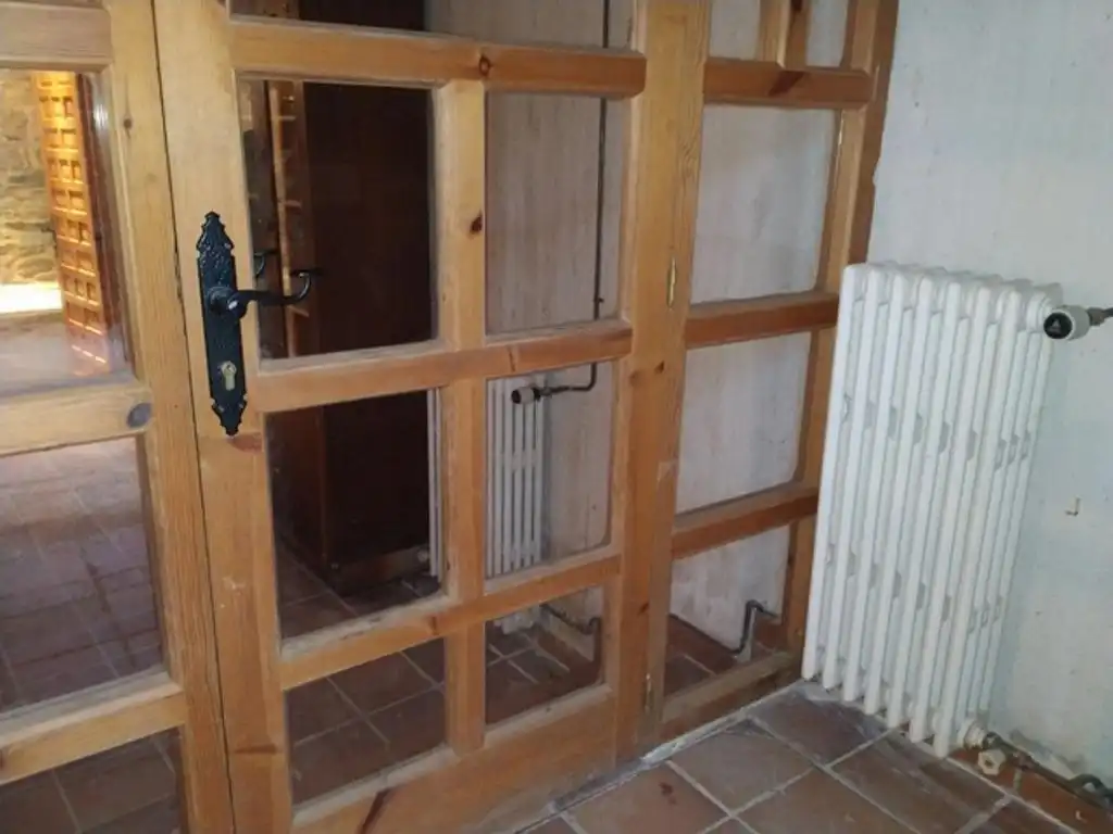 Casa adosada en venda en Pineda de la Sierra amb Calefacció