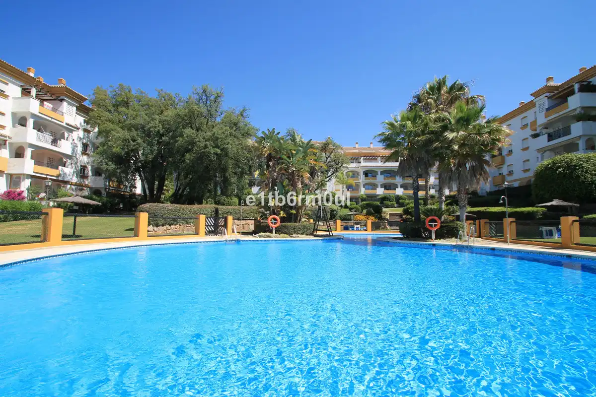 Apartamento con ascensor en venta en Milla de Oro, imagen 13