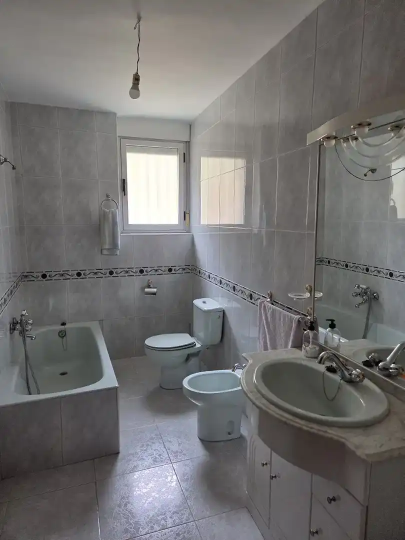 Bathroom of Flat for sale in Sanchotello  with Storage room, Furnished and Balcony