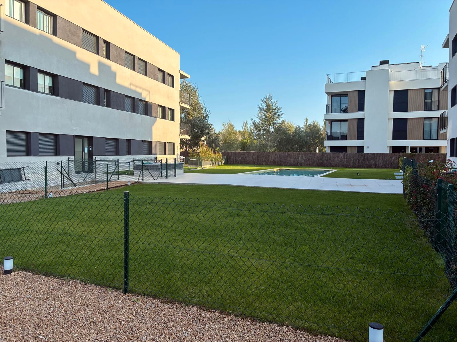 Swimming pool of Flat for sale in Castell d'Aro, Platja d'Aro i s'Agaró  with Air Conditioner, Heating and Parquet flooring