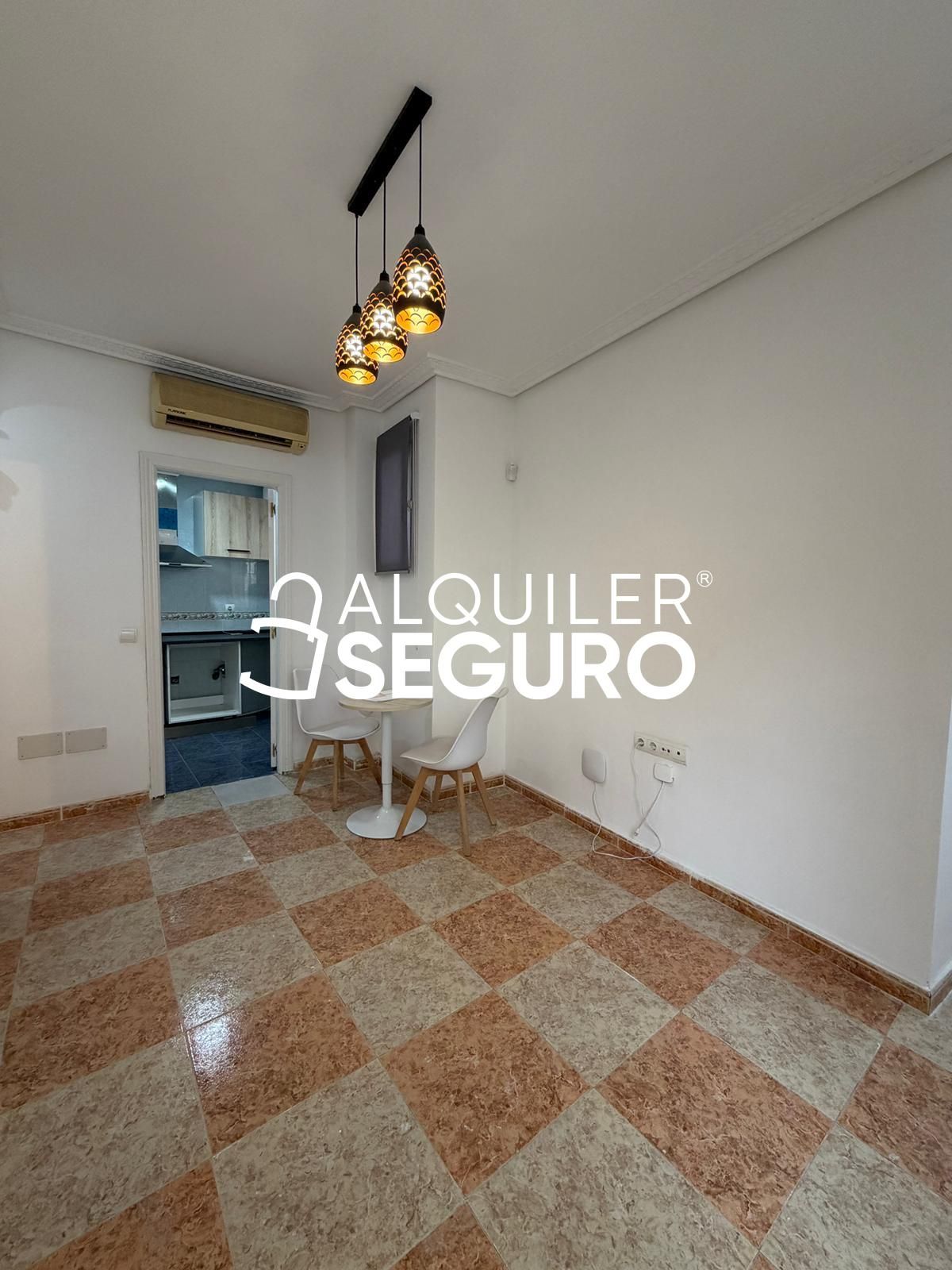 Bedroom of Flat to rent in  Madrid Capital  with Terrace