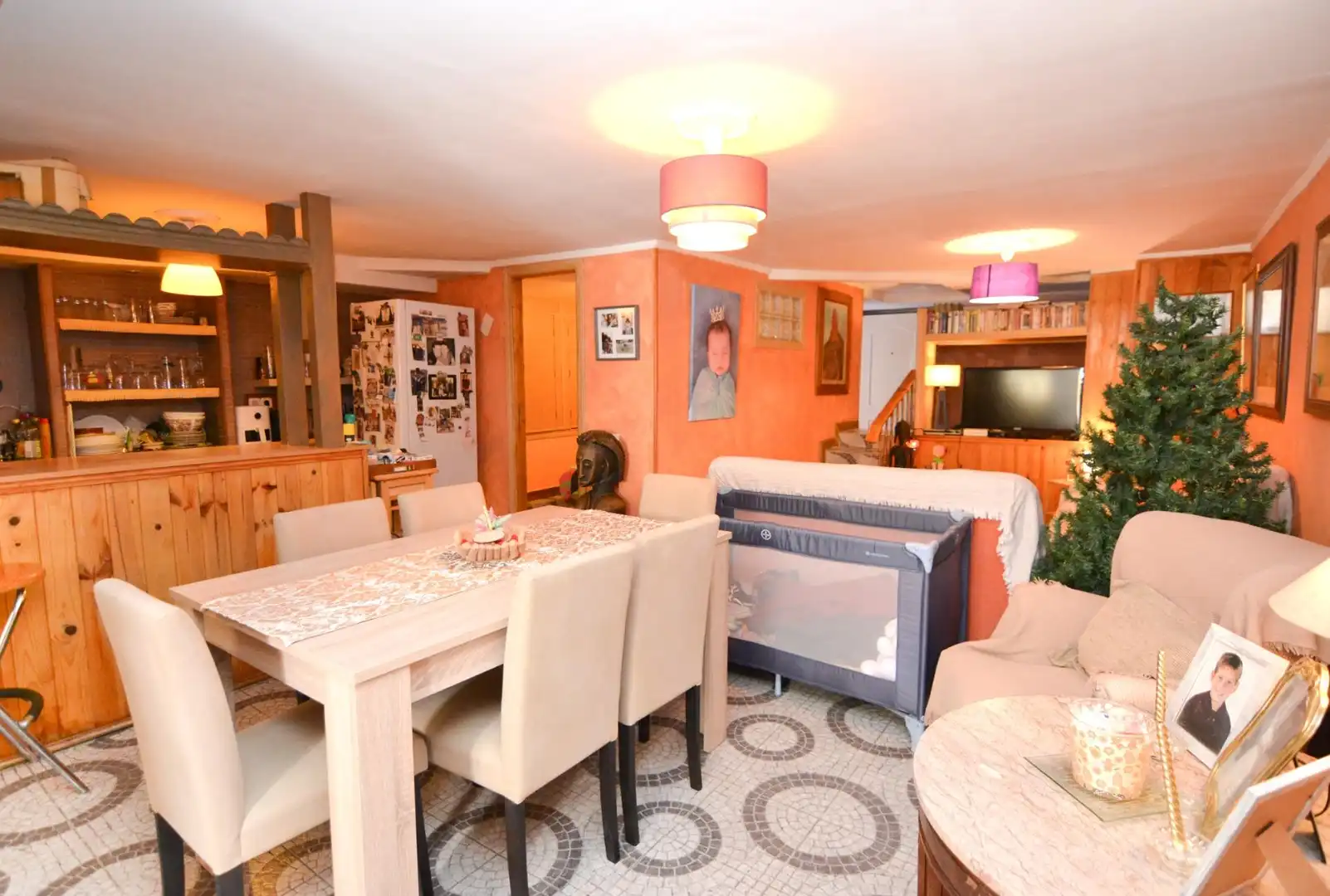 Sala de estar de Casa adosada en venta en Navalcarnero con Aire acondicionado, Calefacción y Jardín privado