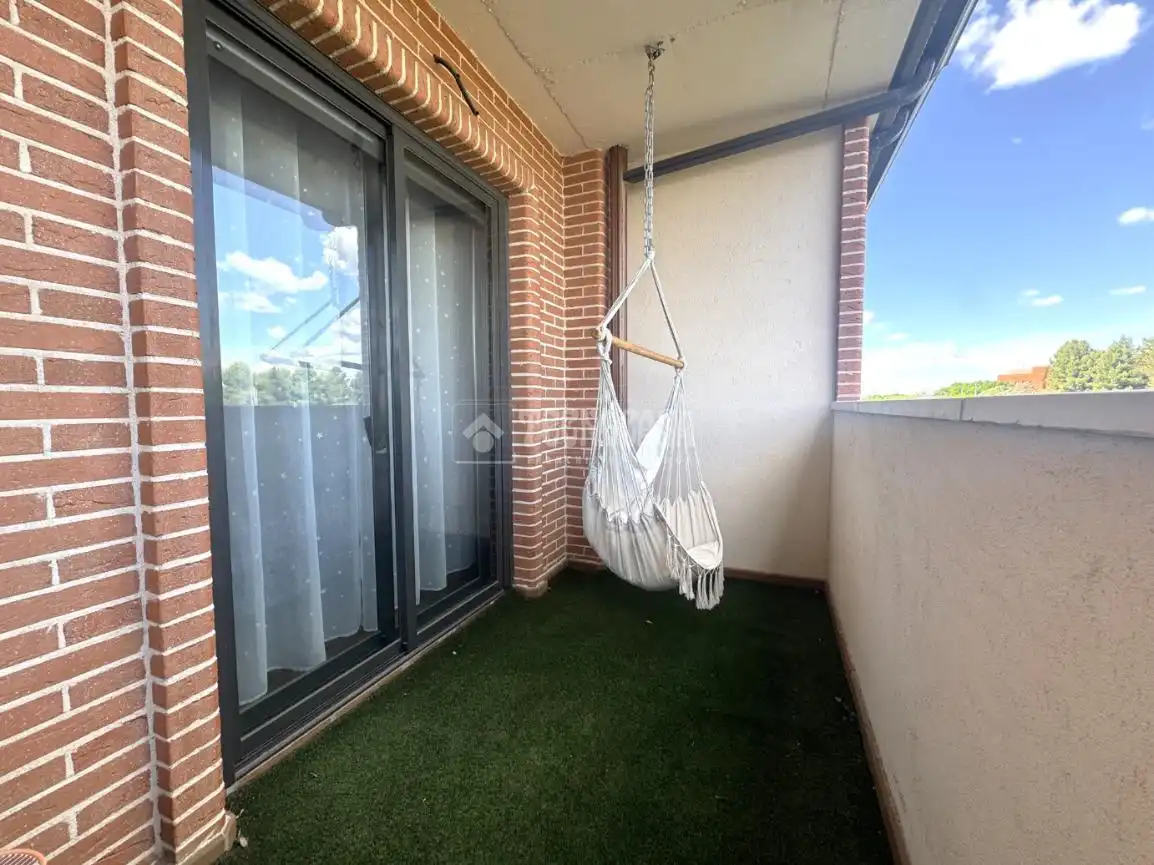 Balcony of Detached homes for sale in Alcalá de Henares  with Air Conditioner, Terrace and Community pool