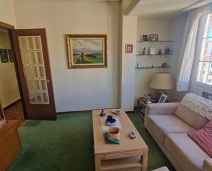 Sala d'estar de Apartament en venda en Vitoria - Gasteiz amb Terrassa