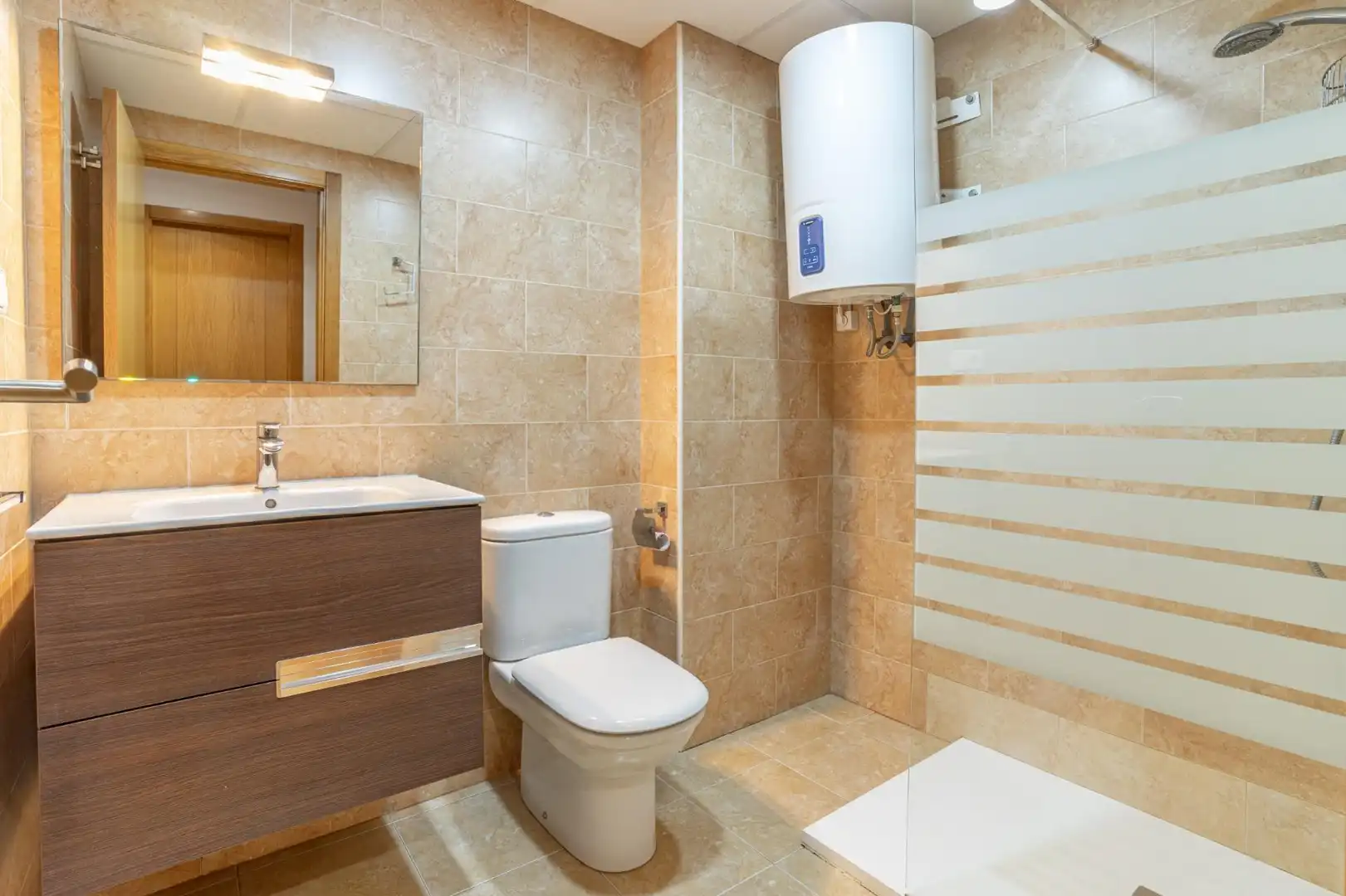 Bathroom of Flat for sale in Murcia  with Air Conditioner, Terrace and Storage room