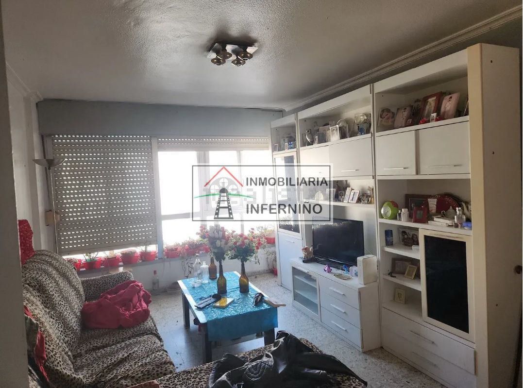 Sala de estar de Piso en venta en Ferrol con Trastero