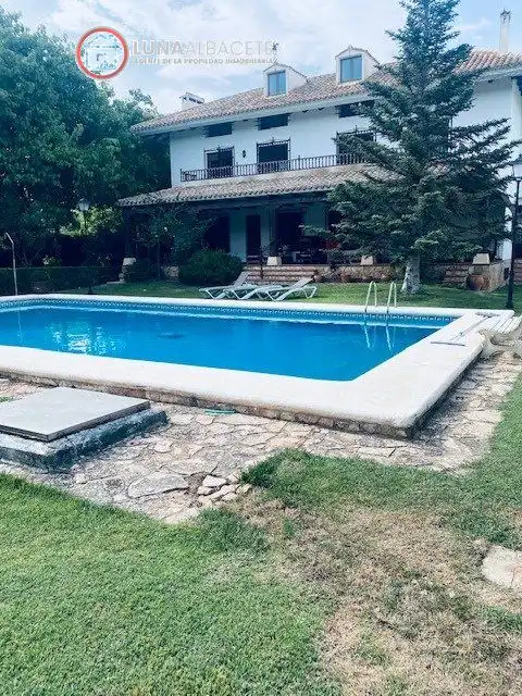 Houses for sale in Pedanías - Extrarradio