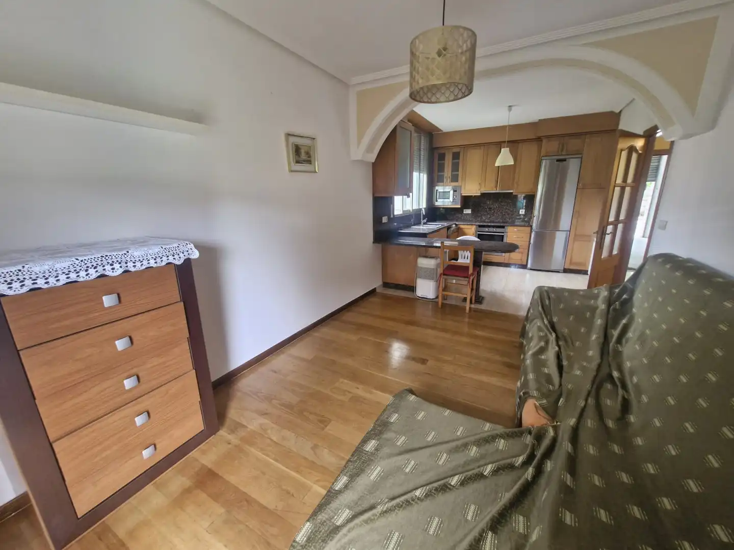 Kitchen of Study for rent in Ourense Capital   with Heating, Parquet flooring and Furnished