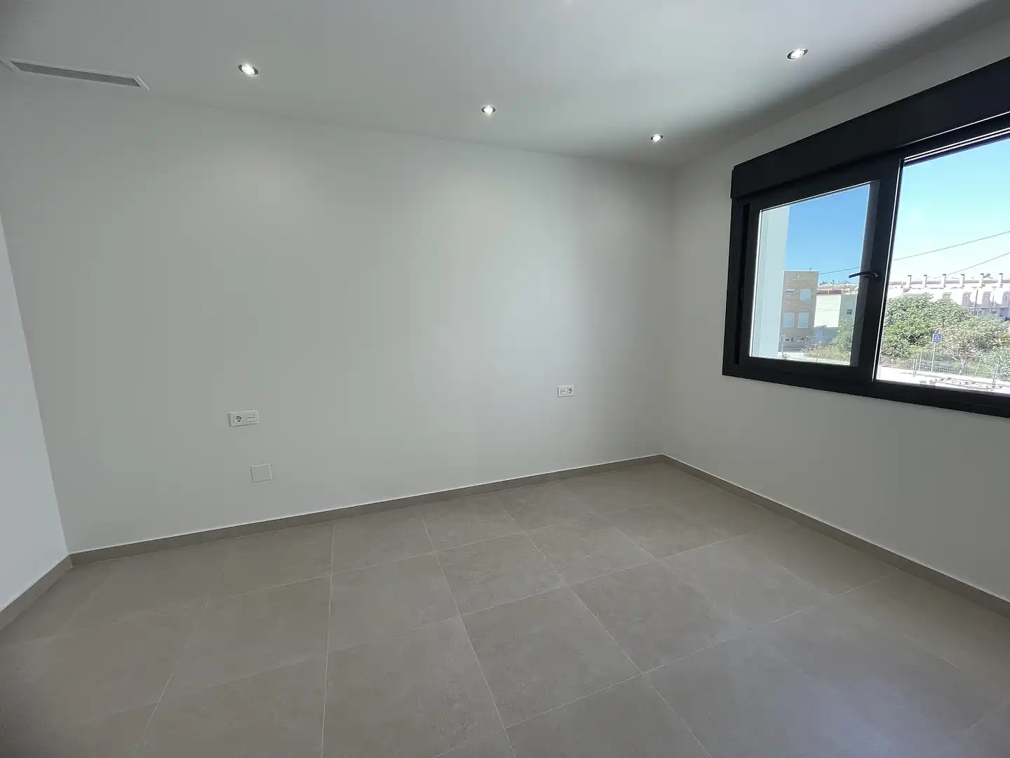 Houses for sale in Almoradí  with Air Conditioner, Private garden and Terrace