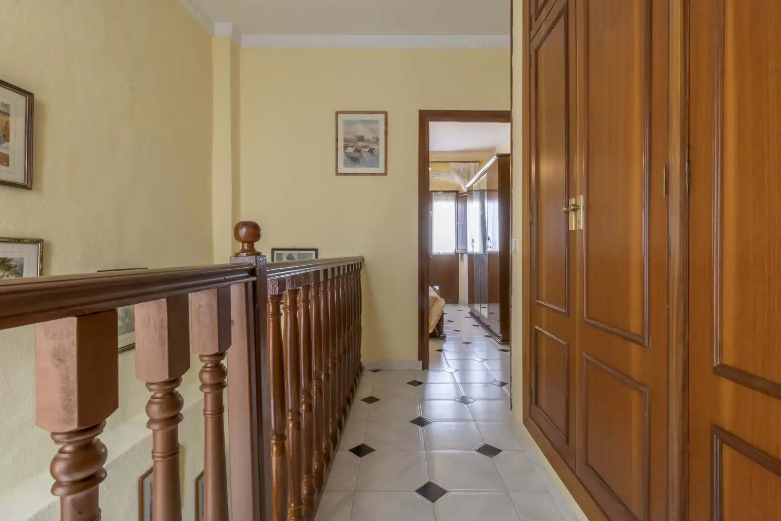 Casa adosada en venda en Villanueva del Río y Minas amb Aire condicionat, Terrassa i Balcó