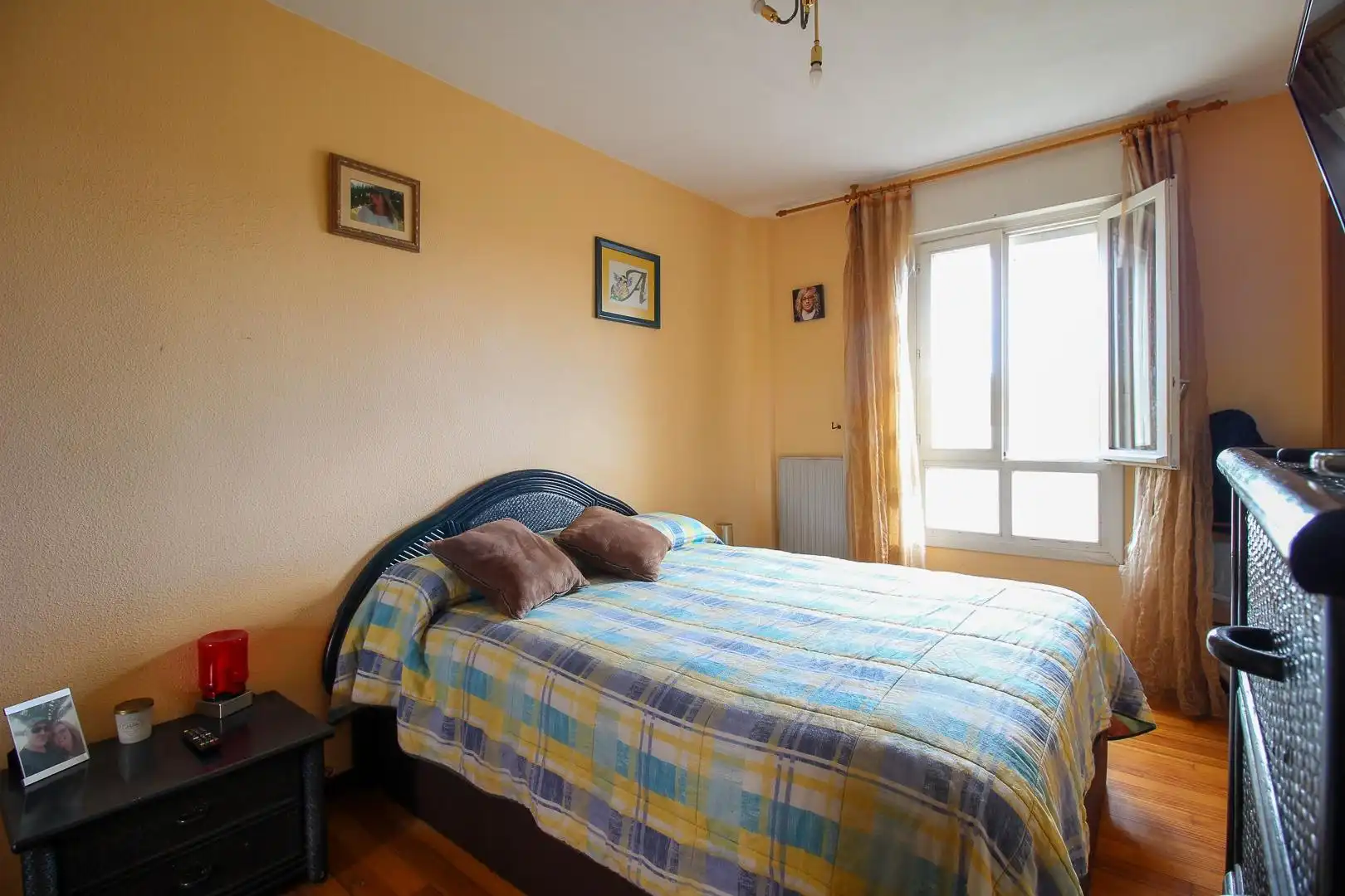 Flat for sale in Calle San Martín del Pino, Peñacastillo - Nueva Montaña