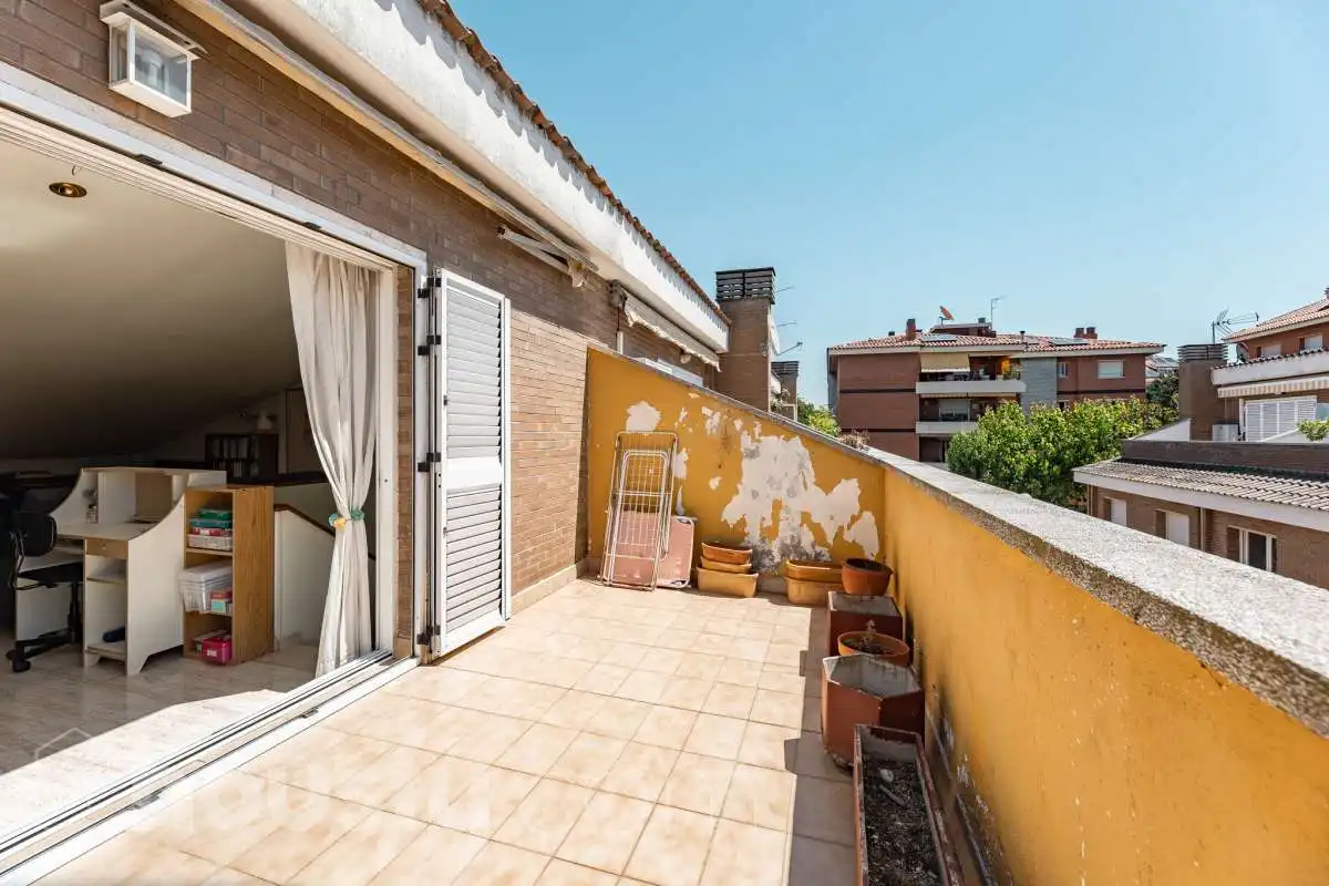 Terraza de Casa o chalet en venta en Sant Cugat del Vallès con Calefacción, Jardín privado y Parquet
