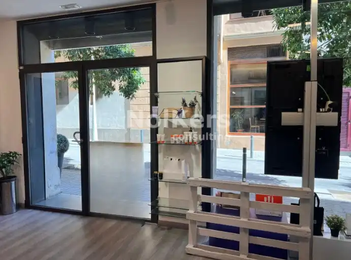 Local comercial en venta en Eixample, imagen 7