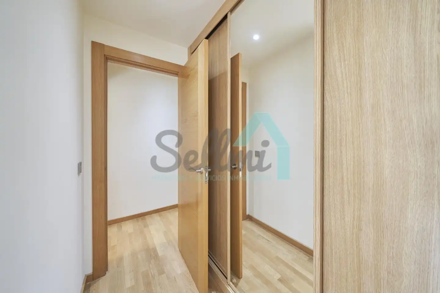 Flat for rent in Oviedo   with Heating and Furnished