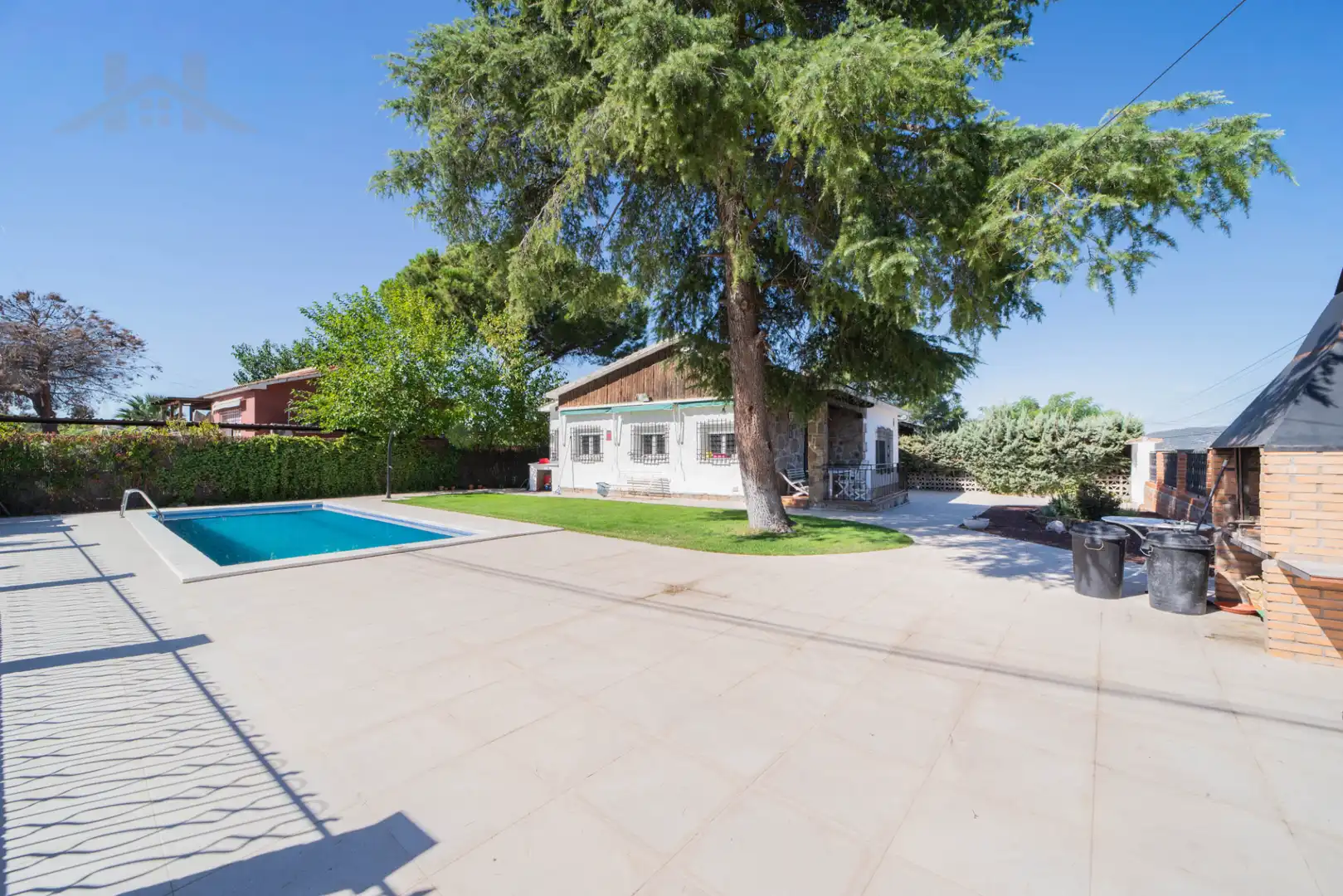 Chalet con piscina en venta en Aldea del Fresno, imagen 3