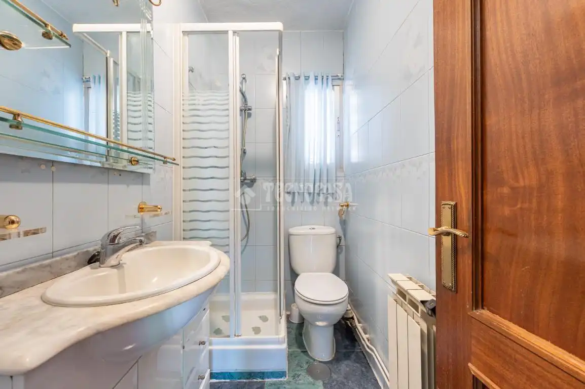 Baño de Piso en venta en Madrid con Calefacción