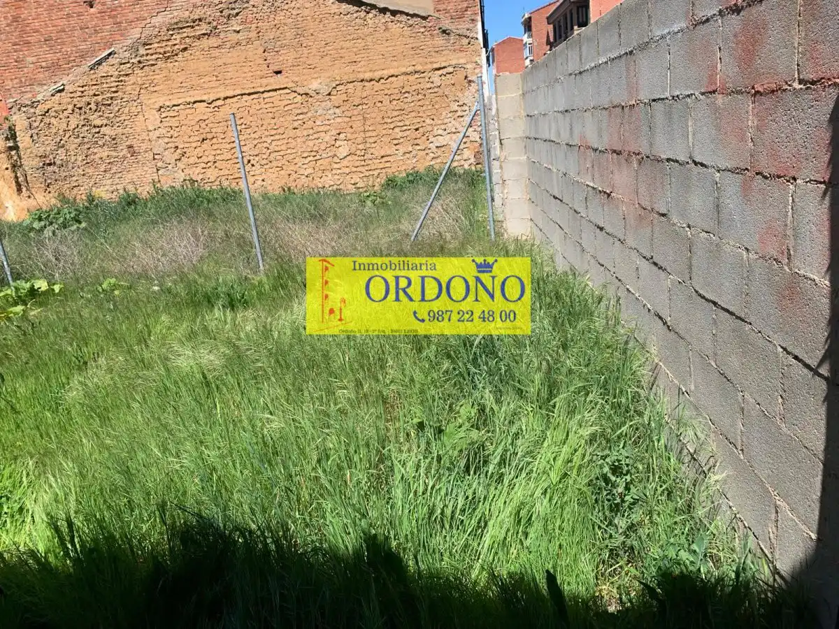 Terreni e lotti in vendita a BENITO ARIAS MONTANO, imagen 3