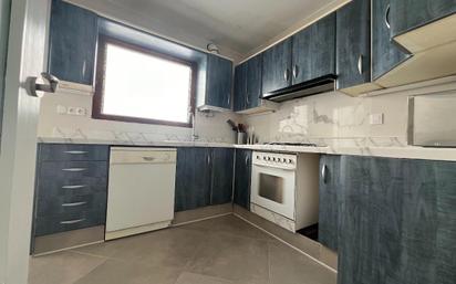 Kitchen of Flat for sale in Mislata  with Air Conditioner and Balcony