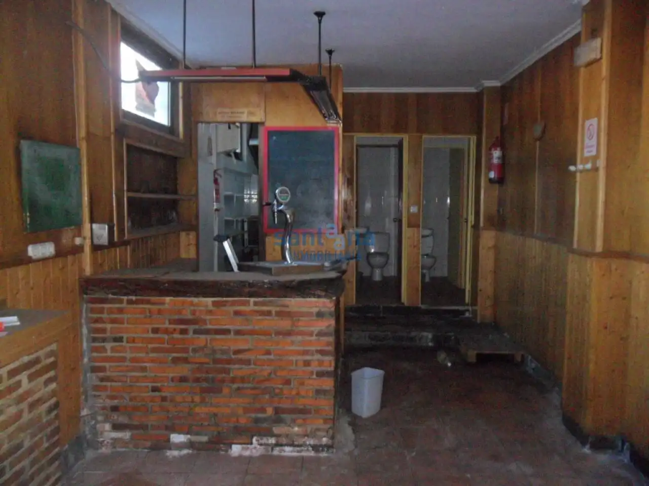 Local comercial en venda a Casco Antiguo