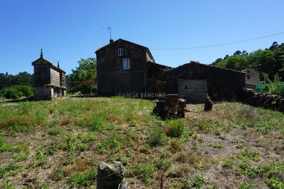 Country homes for sale in Boiro  with Private garden