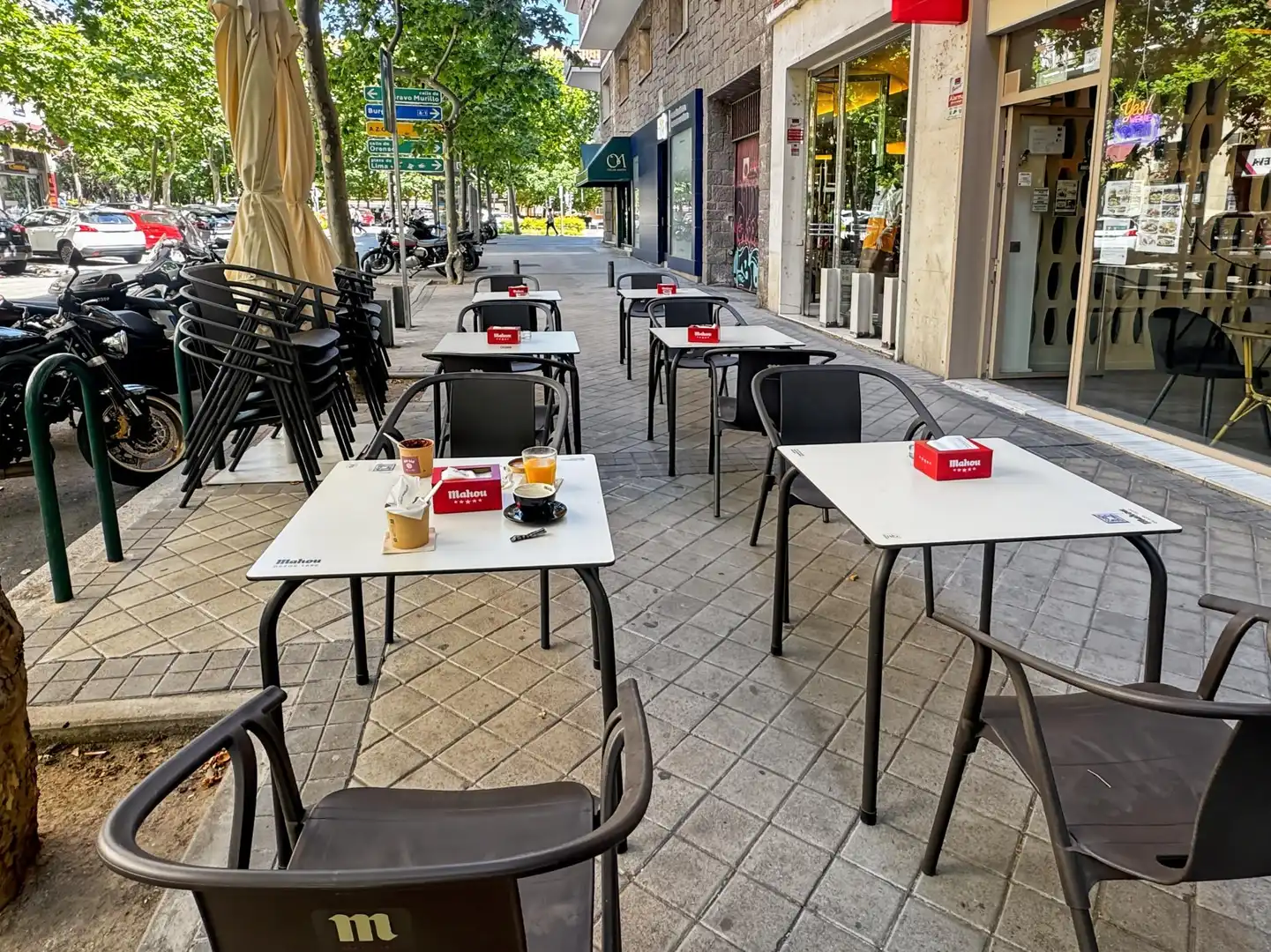 Local comercial en traspàs a Calle de Edgar Neville, imagen 3