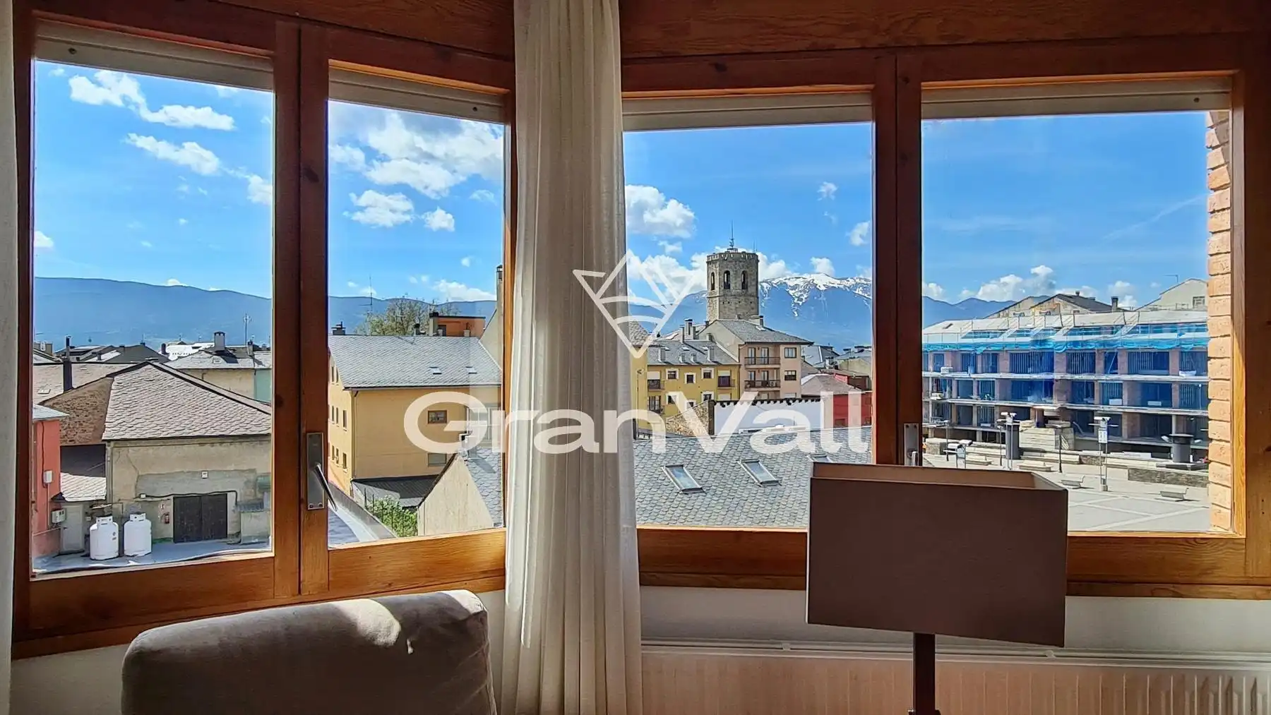 Apartament en venda en Puigcerdà amb Calefacció, Parquet i Terrassa