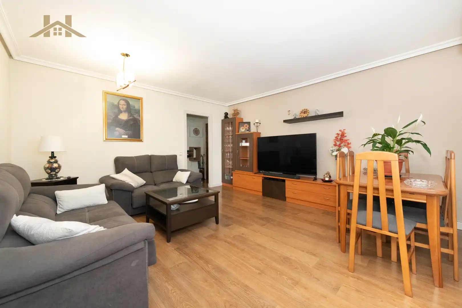 Piso con ascensor en venta en Avenida de Baunatal, imagen 2