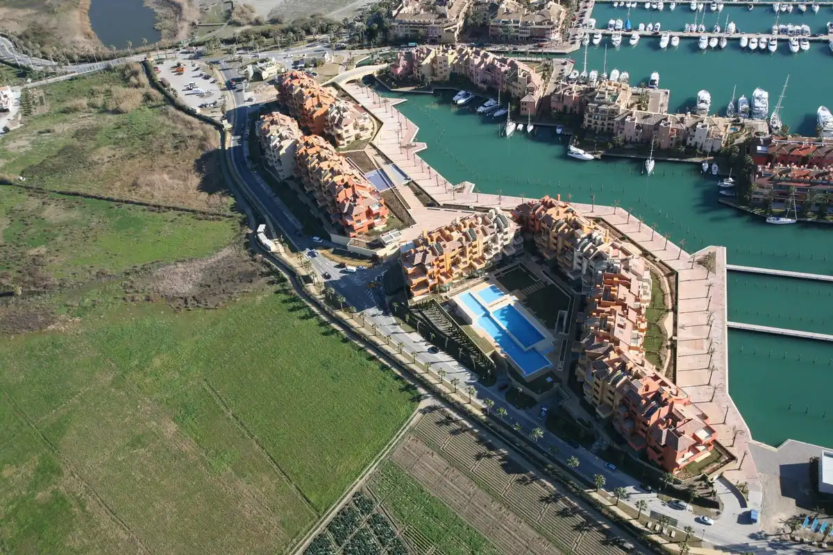 Locale commerciale in vendita a Puerto de Sotogrande - La Marina, imagen 14