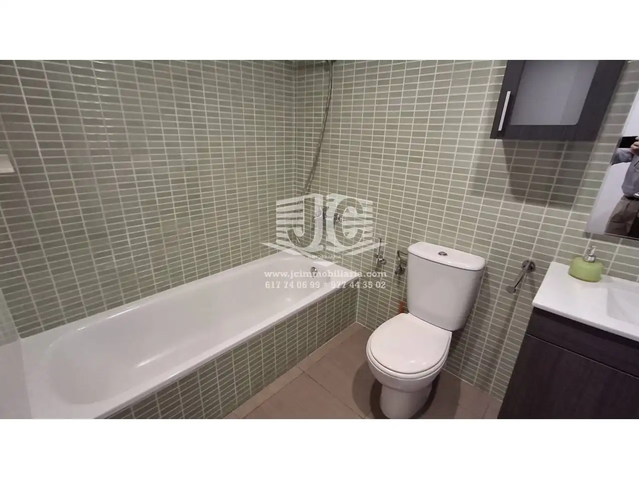 Baño de Piso en venta en Roquetes con Aire acondicionado, Calefacción y Terraza