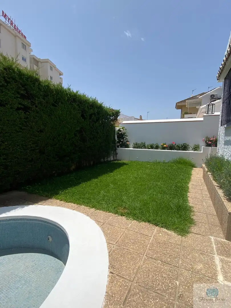 Chalet con piscina en venta en Castillo Sohail - Myramar, imagen 80