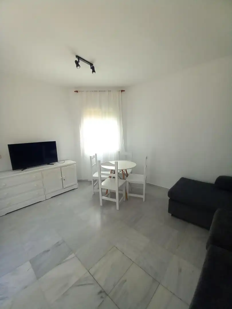 Flat for rent in Calle Victoria, La Victoria