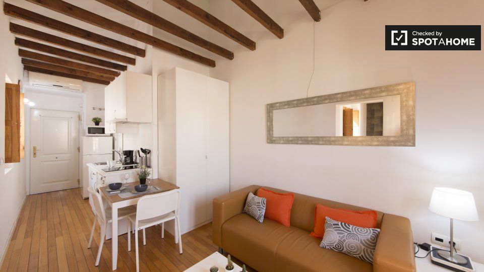 Flat to rent in Puerta del Ángel