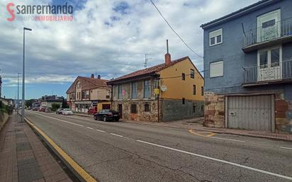 Exterior view of Flat for sale in Torrelavega   with Private garden and Balcony