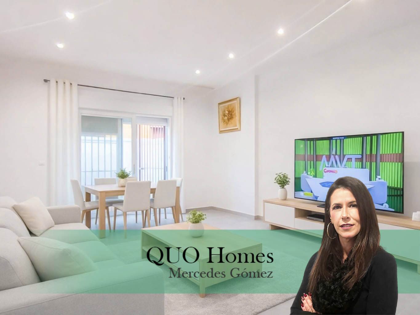 Sala d'estar de Casa adosada en venda en Jerez de la Frontera amb Aire condicionat, Terrassa i Balcó