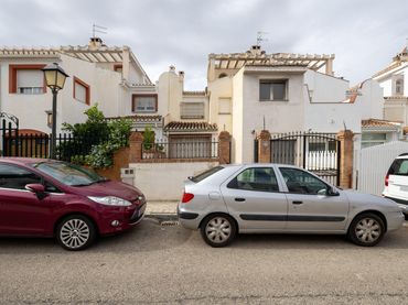 Adossat amb piscina en venda a Huétor Vega