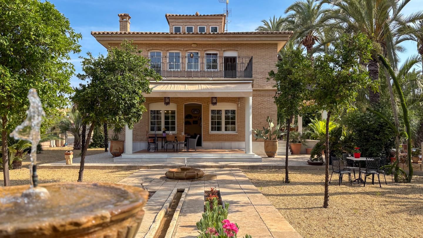Exterior view of House or chalet for sale in Elche / Elx  with Heating, Private garden and Parquet flooring
