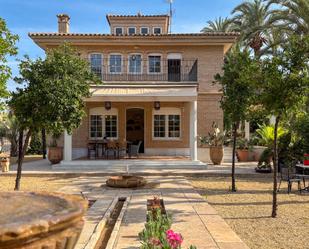 Vista exterior de Casa o xalet en venda en Elche / Elx amb Calefacció, Jardí privat i Parquet