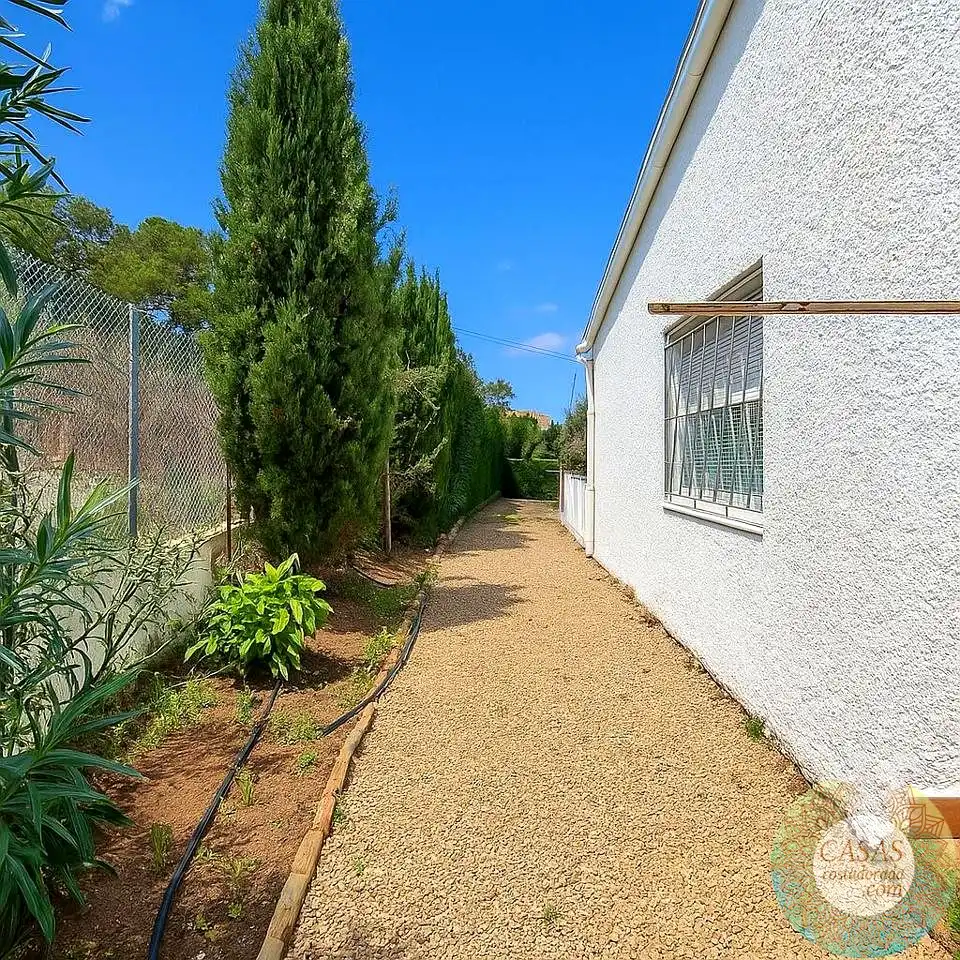 Exterior view of Houses for sale in L'Ametlla de Mar   with Private garden and Swimming Pool